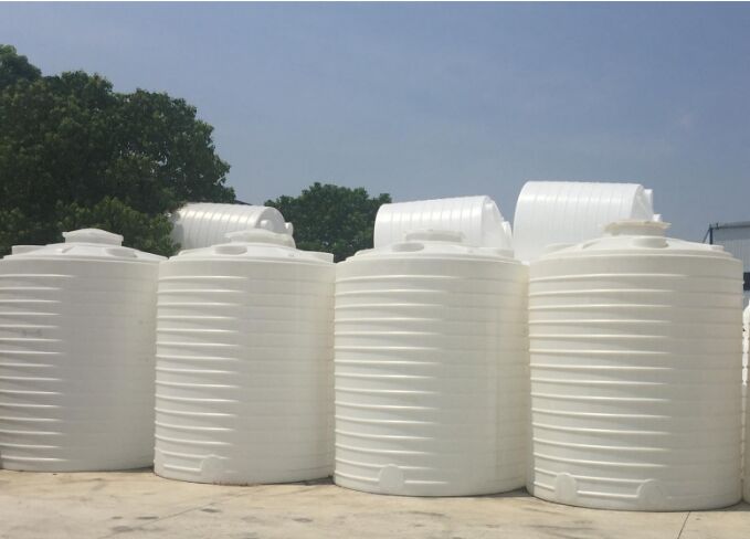 ���σ���